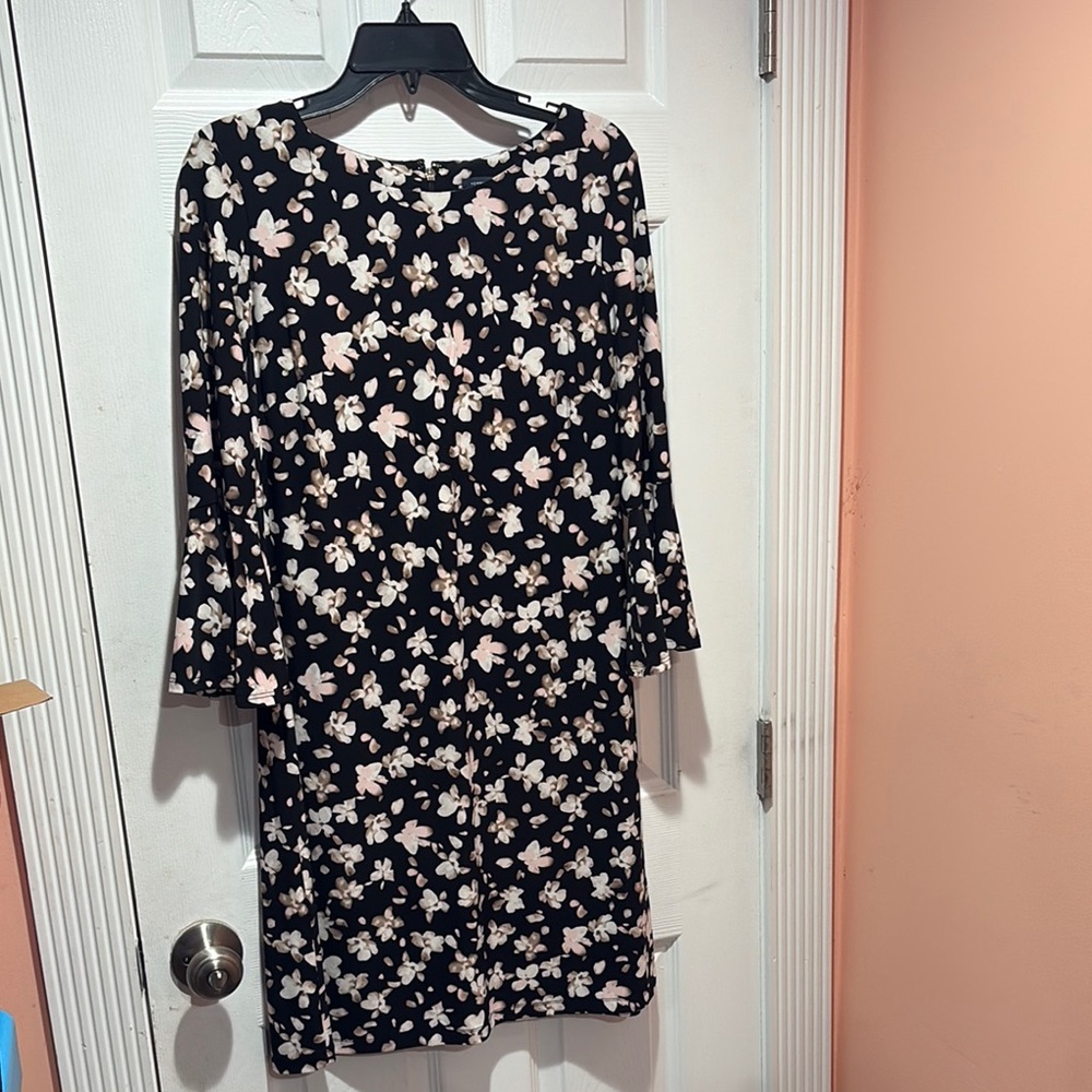 Tommy Hilfiger Black and White Sheath Dress with Bell Sleeves